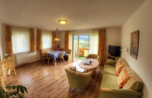 Hostal Sonnleiten - Guggerhof - Villa Sonnenwies