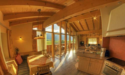 Hostal Sonnleiten - Guggerhof - Villa Sonnenwies