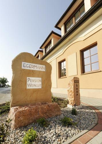 Hostal Pension Zur Sonne