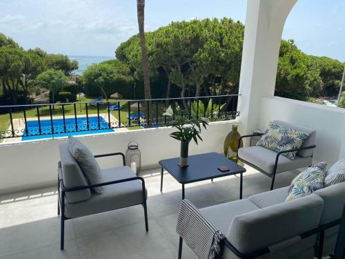 Cabopino Port Front Line Apartment