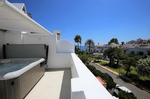 Casa Luna