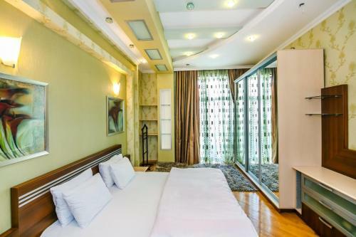 Apartment On Center Targovi