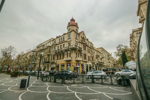 Apartment In Front Of Kolorit