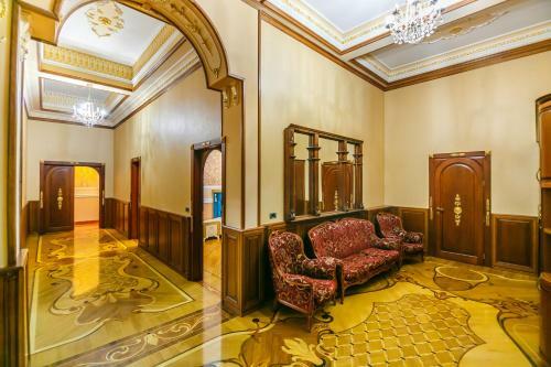 Apartment On Bentley