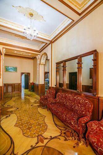 Apartment On Bentley