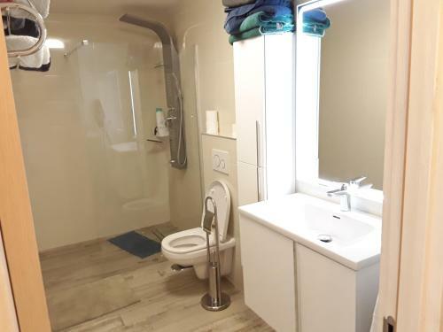 Apartamento First Line Duplex Puerto Banus Sleeps 8 People