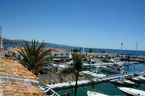 Apartamento First Line Duplex Puerto Banus Sleeps 8 People