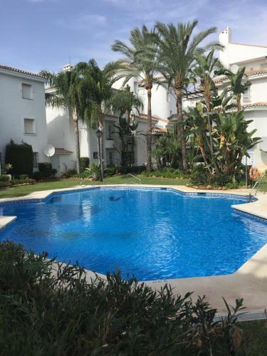 Beautiful 2 Bedroom Apartment @ Puerto Banus!
