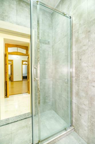 Real Apartment On Malakan Garden