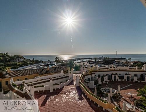 Puerto De Cabopino Apartment
