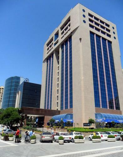 Apartment Near Metro Nizami