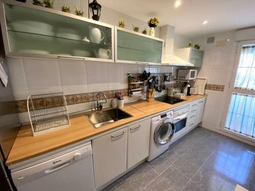 Beachfront Apartment Bahia De Marbella