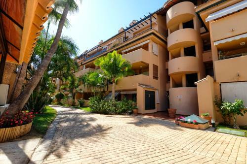 Playa Alicate, 2 Bedroom Beach Apartment
