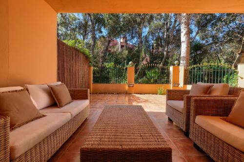 Playa Alicate, 2 Bedroom Beach Apartment