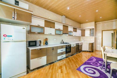 Apartment On Malakanes