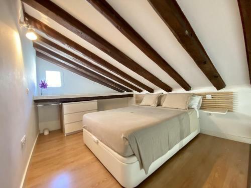 Apartamento Atico En Puerta Del Sol
