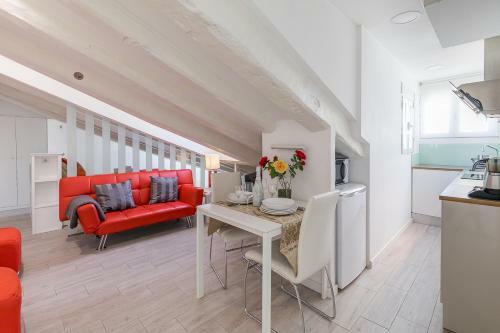 Apartamento Atico En Puerta Del Sol