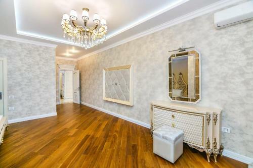 Nizami Street Vip Apartment
