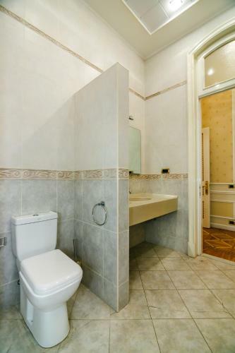 Hostal Apartment On V?p Mado