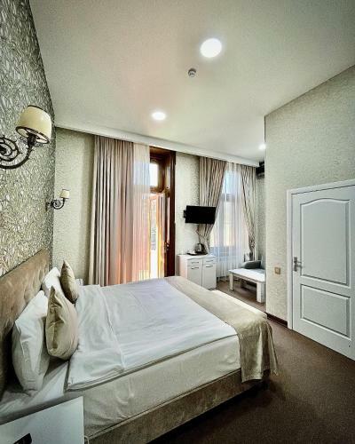 Nizami Hotel