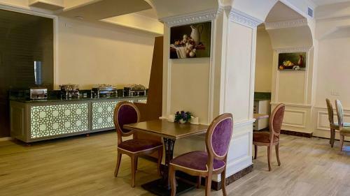 Rusel Park Hotel