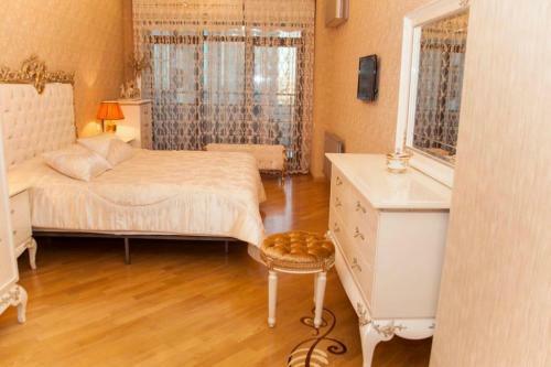 Apartment For Kings
