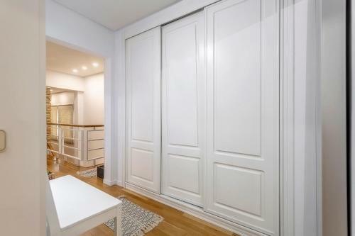 Apartamento D�plex Lujo Tres Alturas
