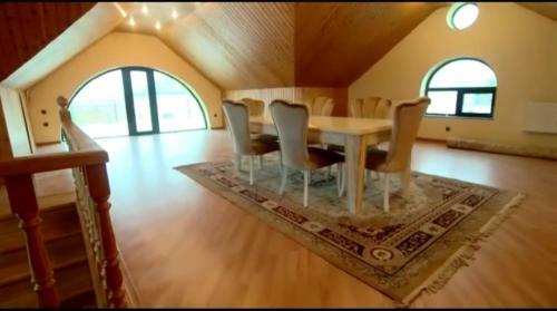 Best Villa