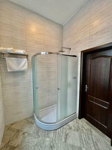 Shalimar Markaz Hotel
