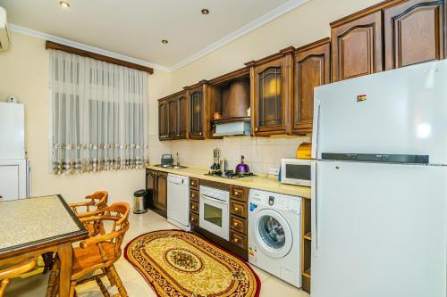 Apartamento M Estate 4 Room (015)