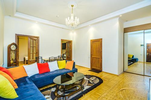 Apartamento M Estate 4 Room (015)