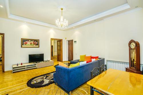 Apartamento M Estate 4 Room (015)