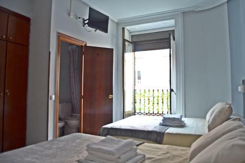 Hostal Habitaciones Universal
