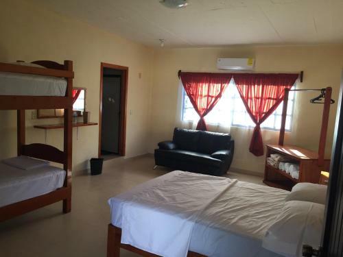 Hostal Aquismon