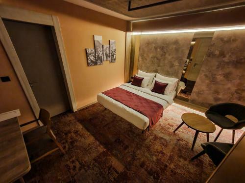 Hotel City Code