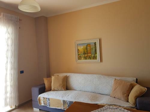 Seaview Apartments Right At The Beach