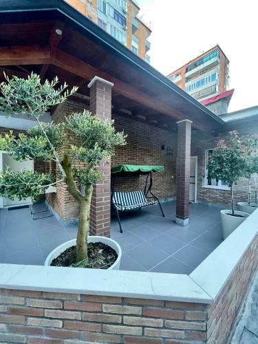 E&a Apartments Guesthouse
