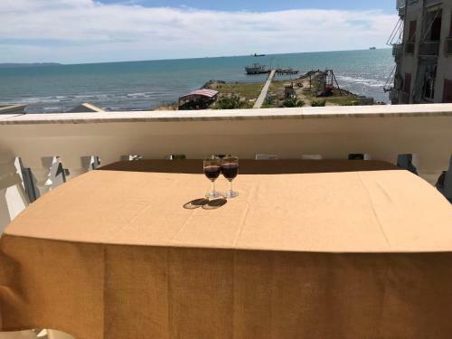 Sun-sand-sea Apartment