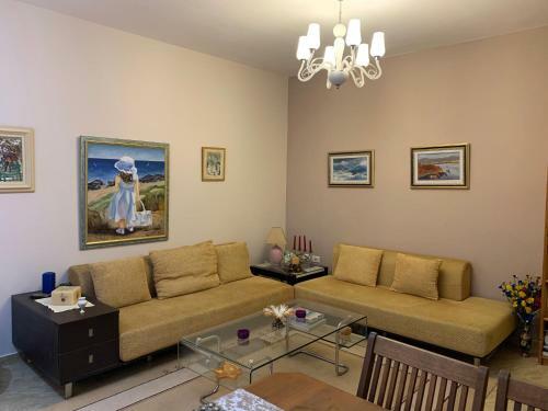 Beachfront Apartment Nita