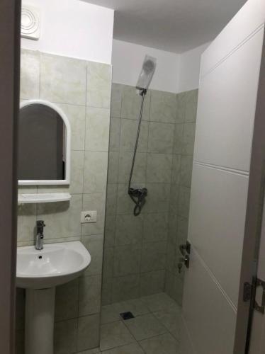 Apartamento Appartamento Trilocale Arredato
