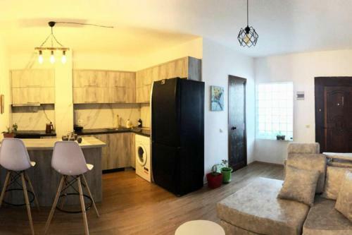 Single Room In A Shared Apartment