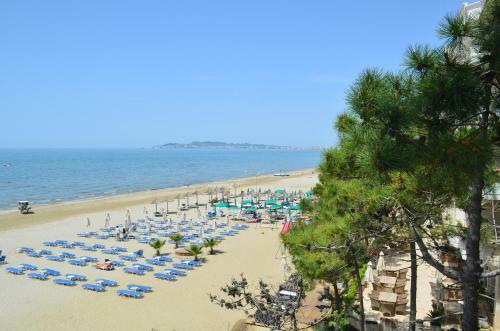 Merville Sea View Apartment - 158