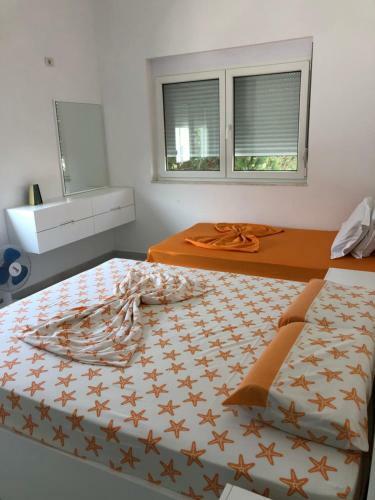 Genti?s Apartment