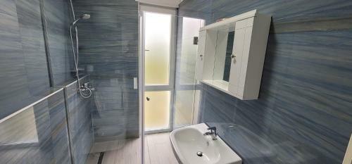 Vala Apartment