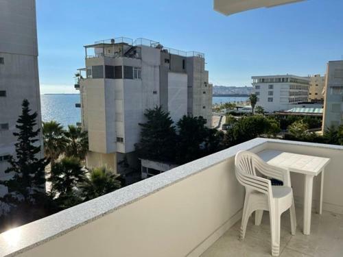 Apartamento Entire Rental Unit Durr�s Luxury Sea View