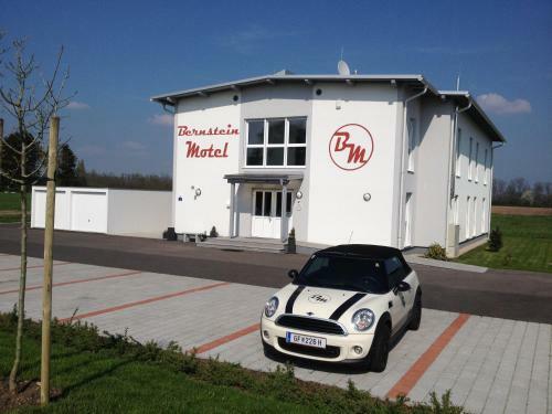 Bernstein-motel Marchegg
