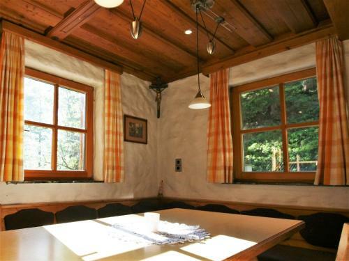 Holiday Home Haus Im Wald Pfarrwerfen