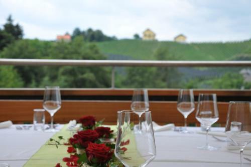 Bed & Breakfast Birkenstub�n - Wirtshaus Am Eckberg
