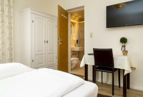 Hostal Gasthof Badl