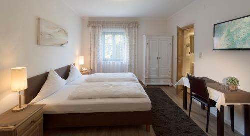 Hostal Gasthof Badl